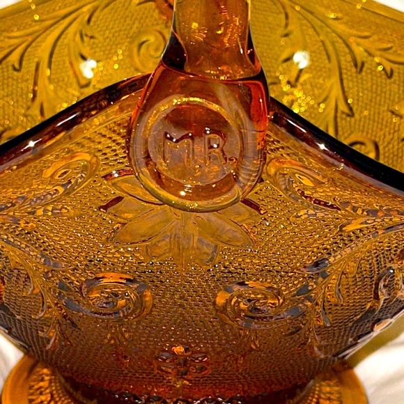 Vintage “MR” Indiana Sandwich Glass Amber Basket 11” Tiara Large - Picture 2 of 6